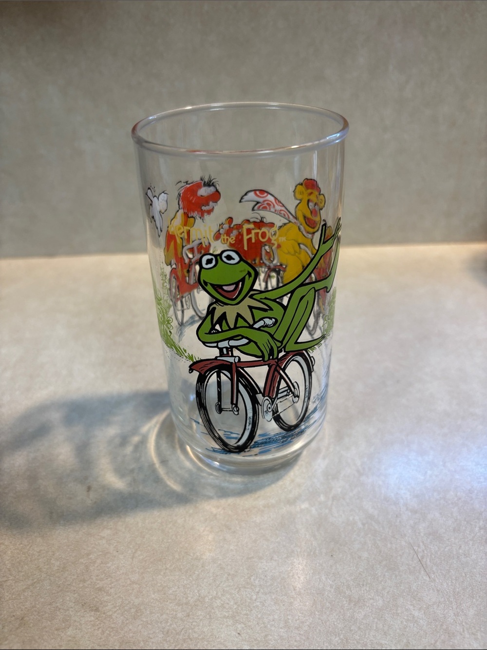 McDonalds Vintage 1981 The Great Muppet Caper Kermit Bicycle Ride Glass Henson